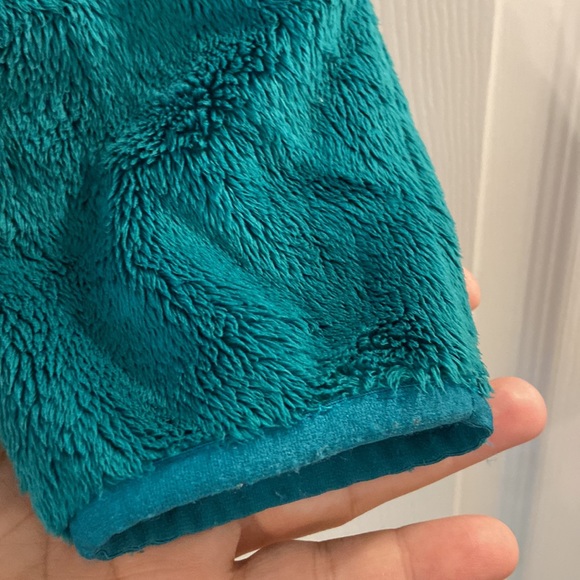 The North Face Women’s Jacket size M length 25” bust 34” color green - Picture 5 of 16